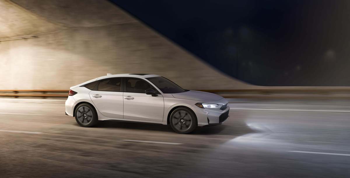 Featured image for “2026 Honda Civic Review: Hybrid Is the Smart Buy”