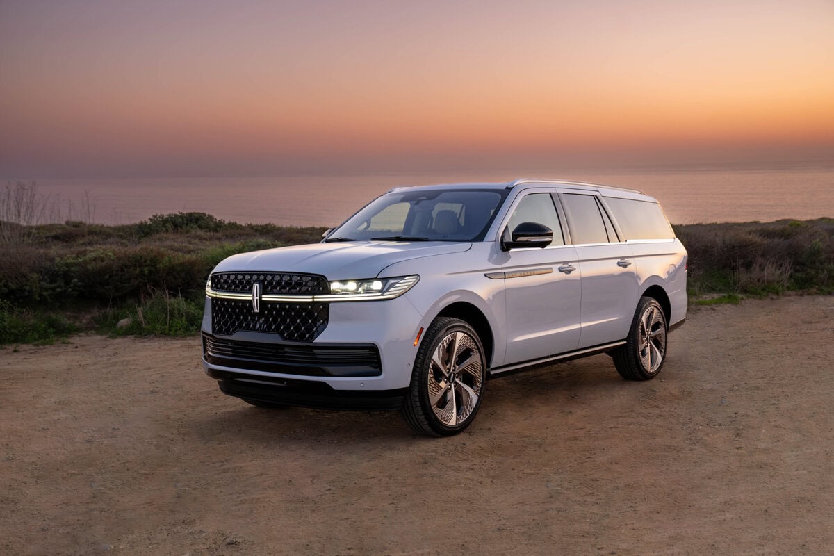 Featured image for “2025 Lincoln Navigator Review: When Your SUV Becomes a Spa, Lounge, and Boardroom on Wheels”