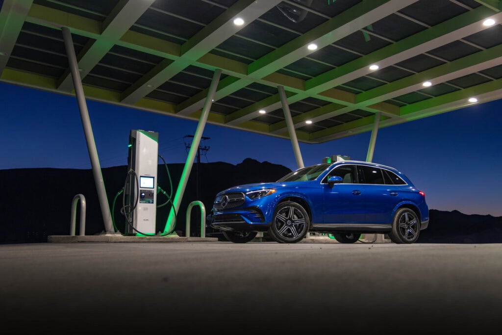 2025 Mercedes-Benz GLC