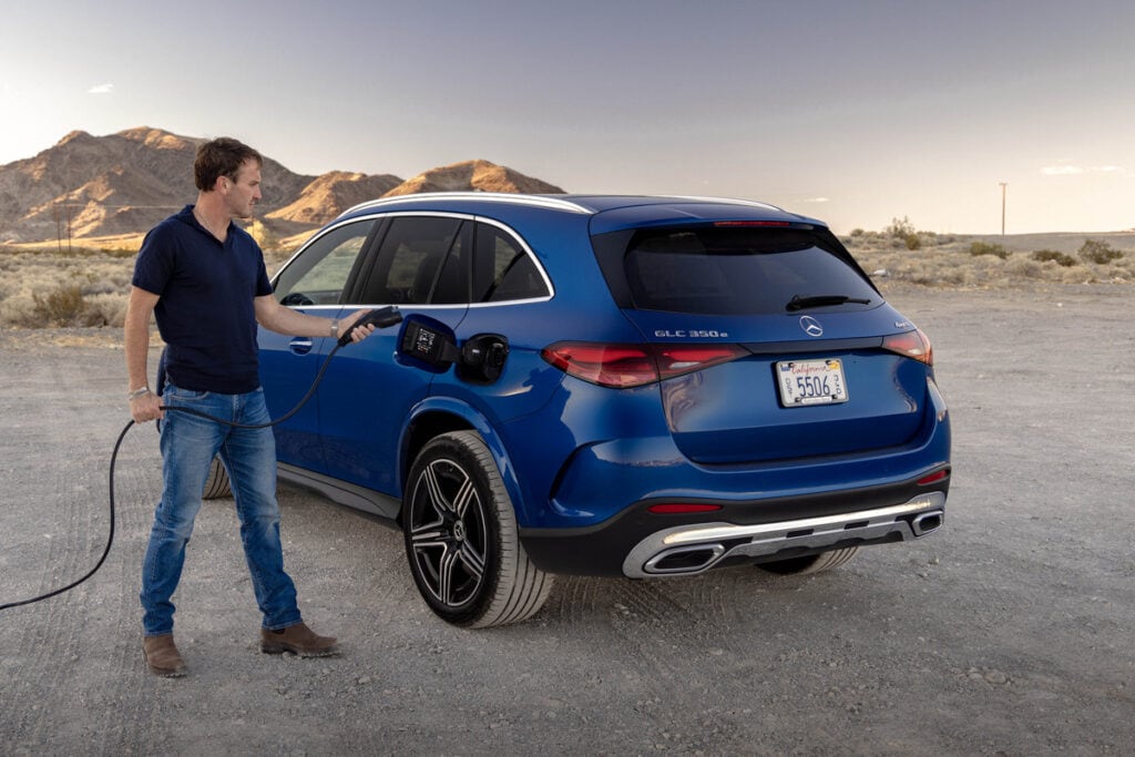 2025 MercedesBenz GLC350