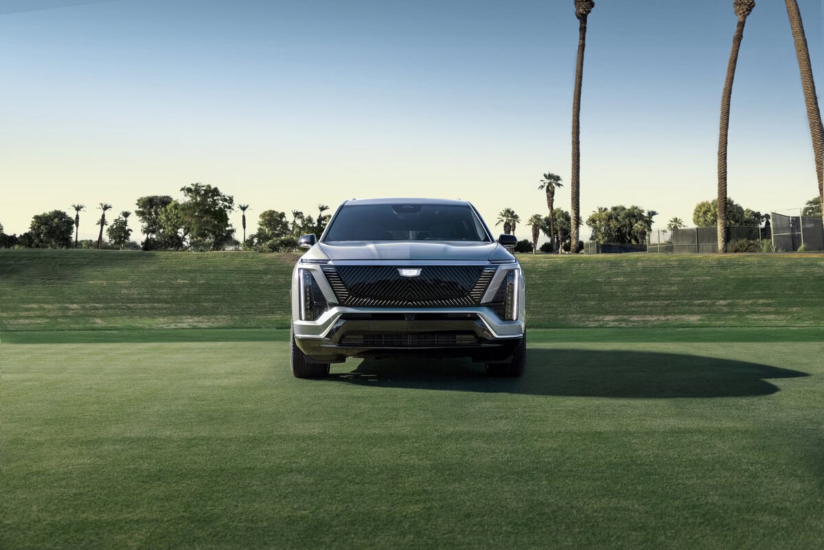 Featured image for “Cadillac Vistiq: The Electric Three-Row That Actually Works”