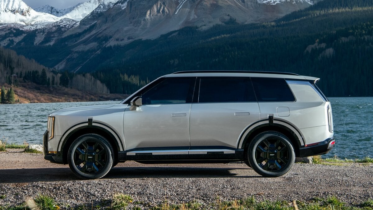 Featured image for “2027 Kia Telluride Hybrid Is Big, Bold, and Family Ready”