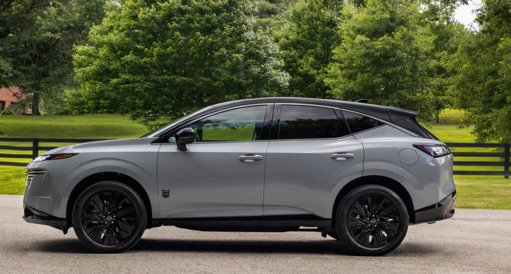 2027 Nissan Murano Dark Armor