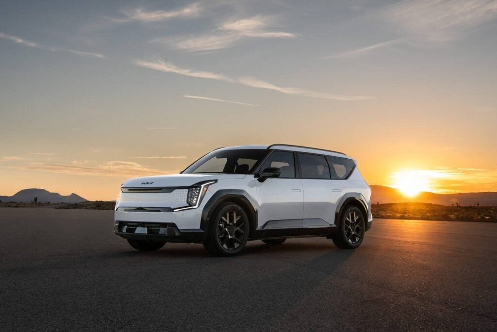 Kia Is Thinking Outside the Box in America 2026 Kia EV9
