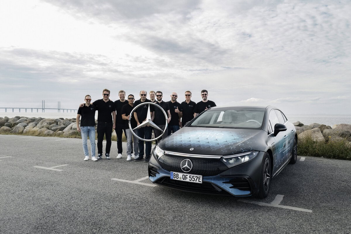 Featured image for “Mercedes EQS Sets 749-Mile Solid-State Battery Record”