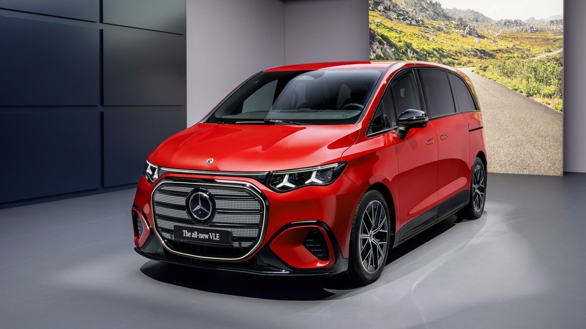 Featured image for “Mercedes VLE Makes the Van a Flagship”