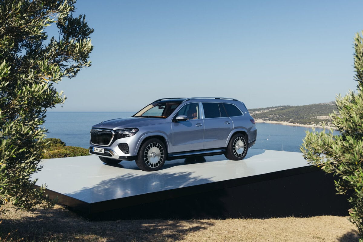 Featured image for “2027 Mercedes-Maybach GLS 680 Gets a 603-HP V8”