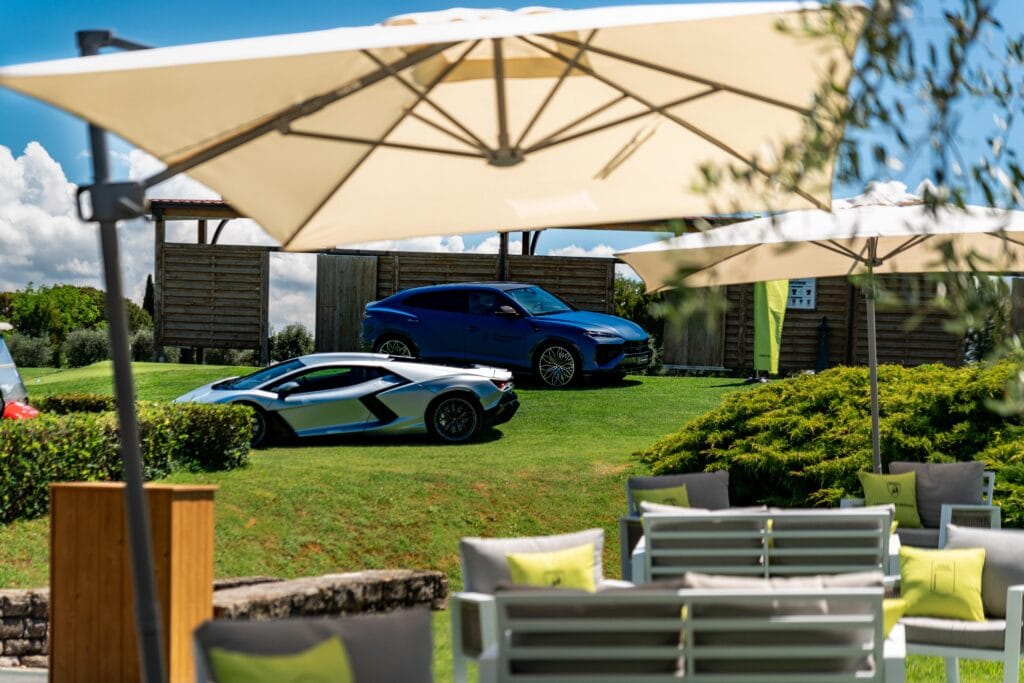 Lamborghini vehicles and pop-up