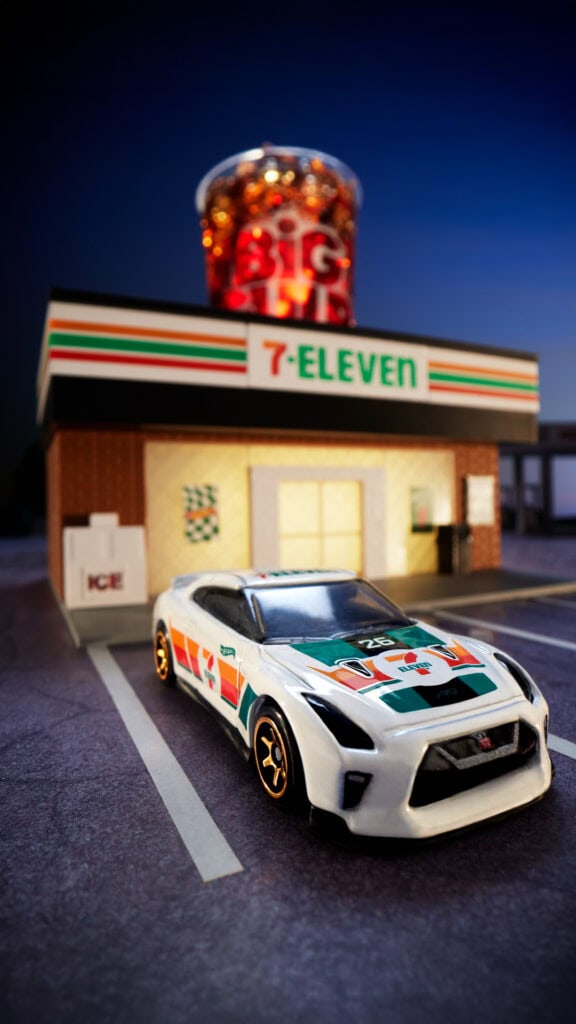7-11 Hot Wheels Nissan GT-R