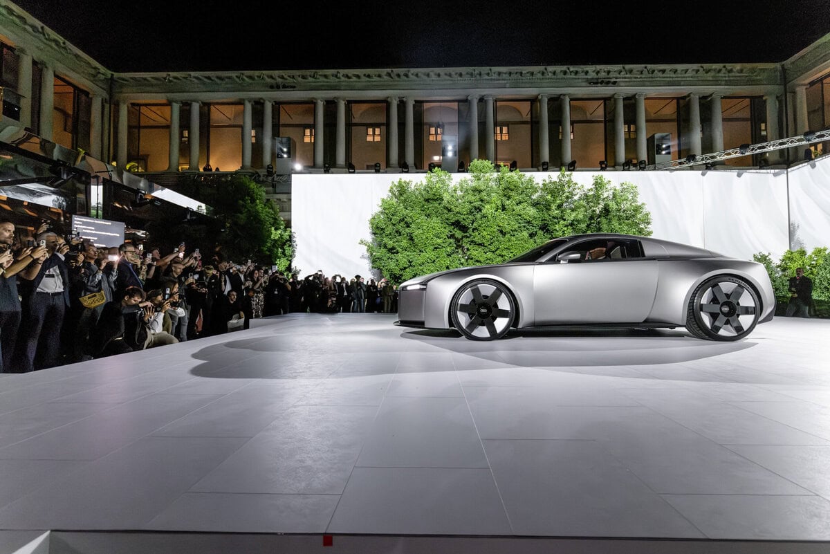 Featured image for “2027 Audi Concept C ushers in Audi 2.0 with radical clarity”
