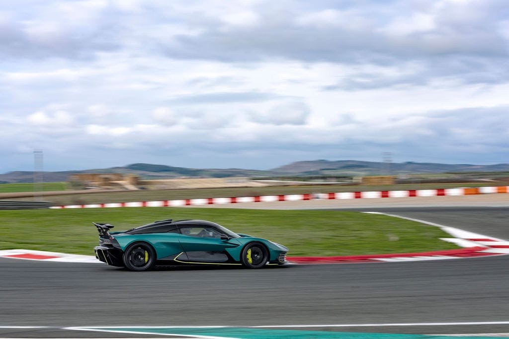Aston Martin Valhalla