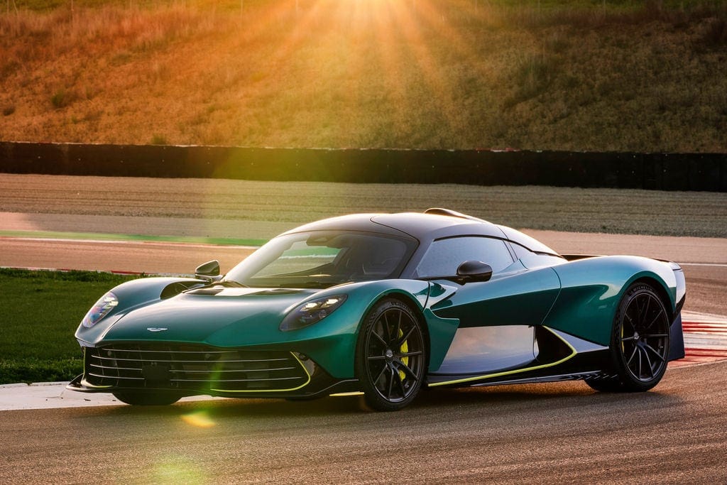 Aston Martin Valhalla