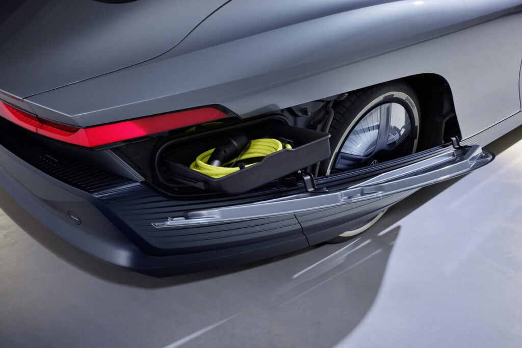 VW's Concept Mission Efficiency Pushes the Envelope for an Efficient Vehicle