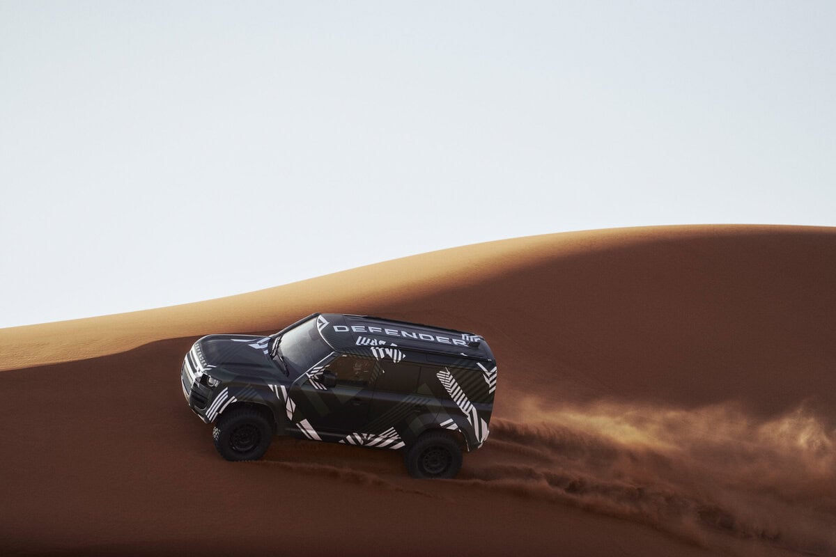 Featured image for “Defender’s Bold Return: The D7X-R and the Quest for Dakar Glory”