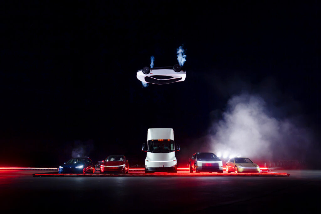 Tesla's new flying roadster courtesy of Tesla