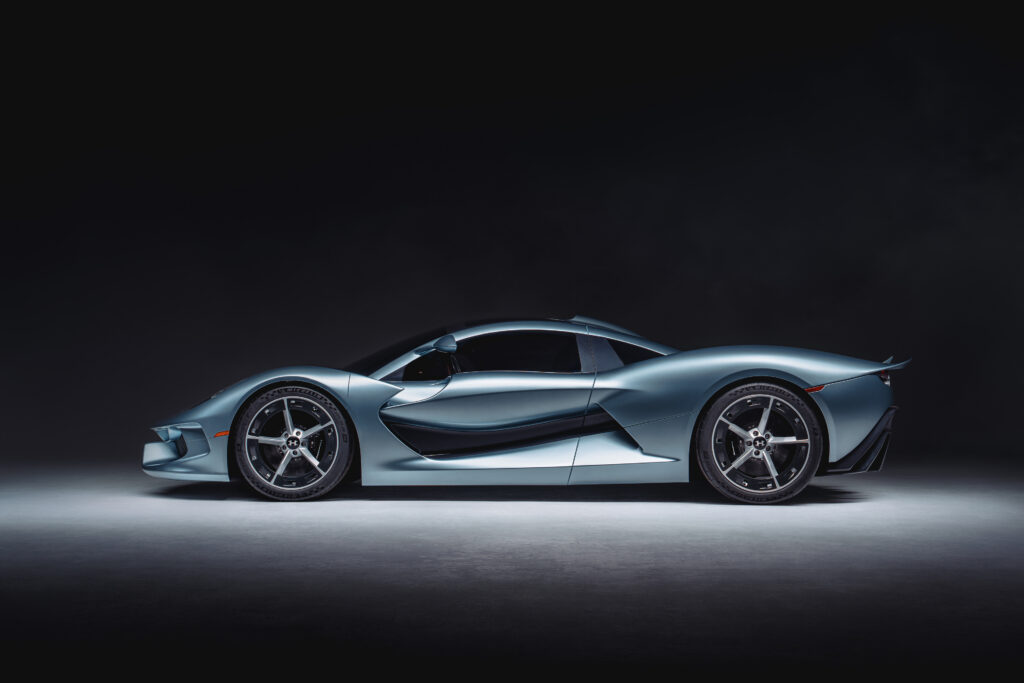 Hennessey Blackbird: $2.5 Million, 850 HP and No Screens