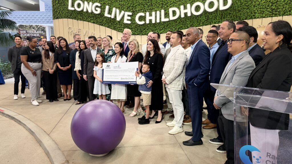 Rady Children's Hospital, Hyundai, and Hyundai Hope on Wheels donate