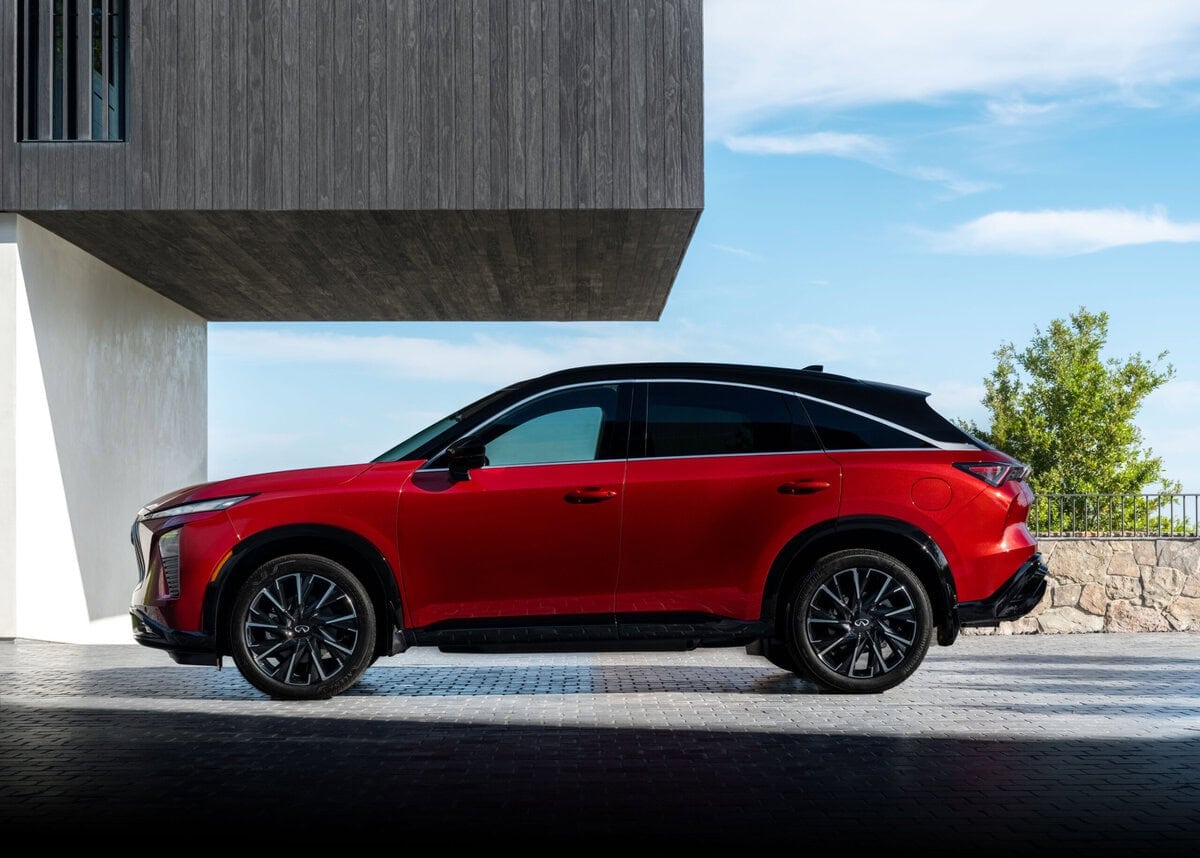 Featured image for “Infiniti Is Back: QX65 SUV Fuels Brand Turnaround”