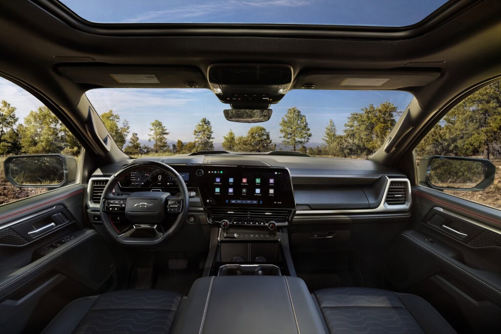 2027 Chevrolet Silverado 1500 Trail Boss with Backen Black interior. Interior full instrument panel.