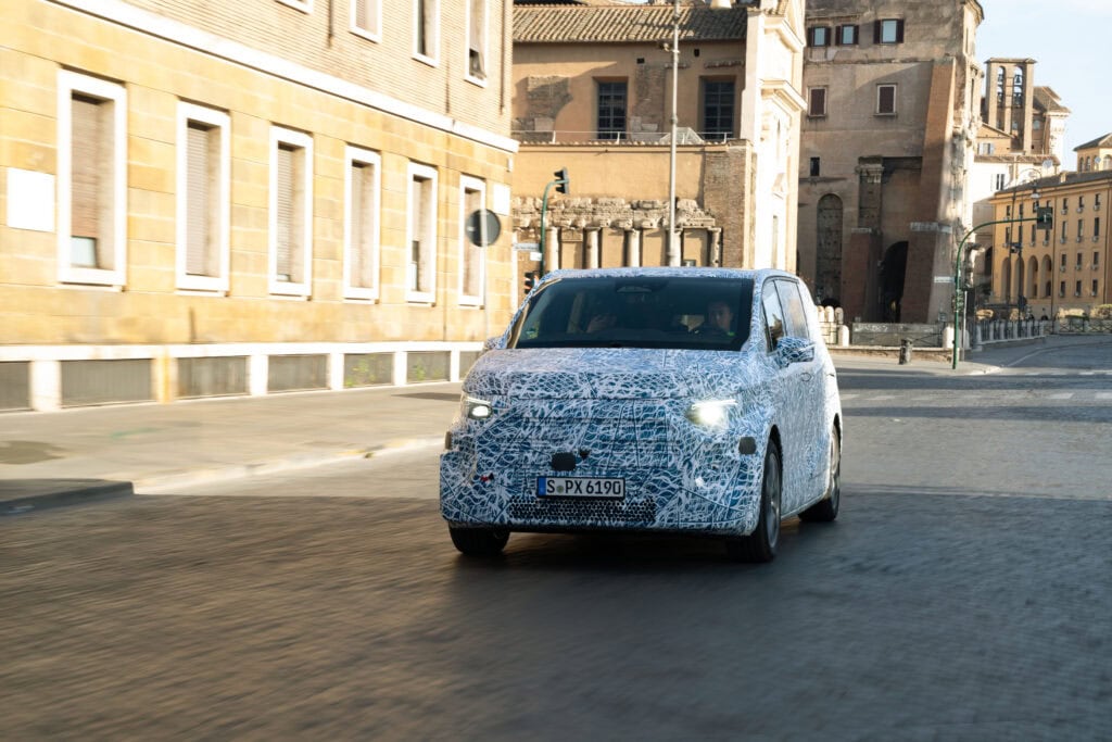 Mercedes VLE in Rome