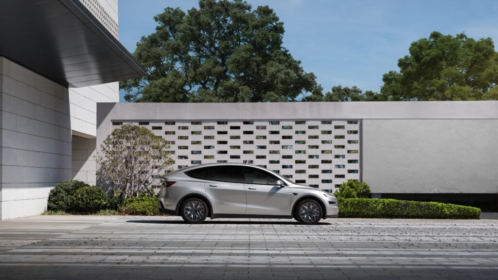 2026 Tesla Model Y L