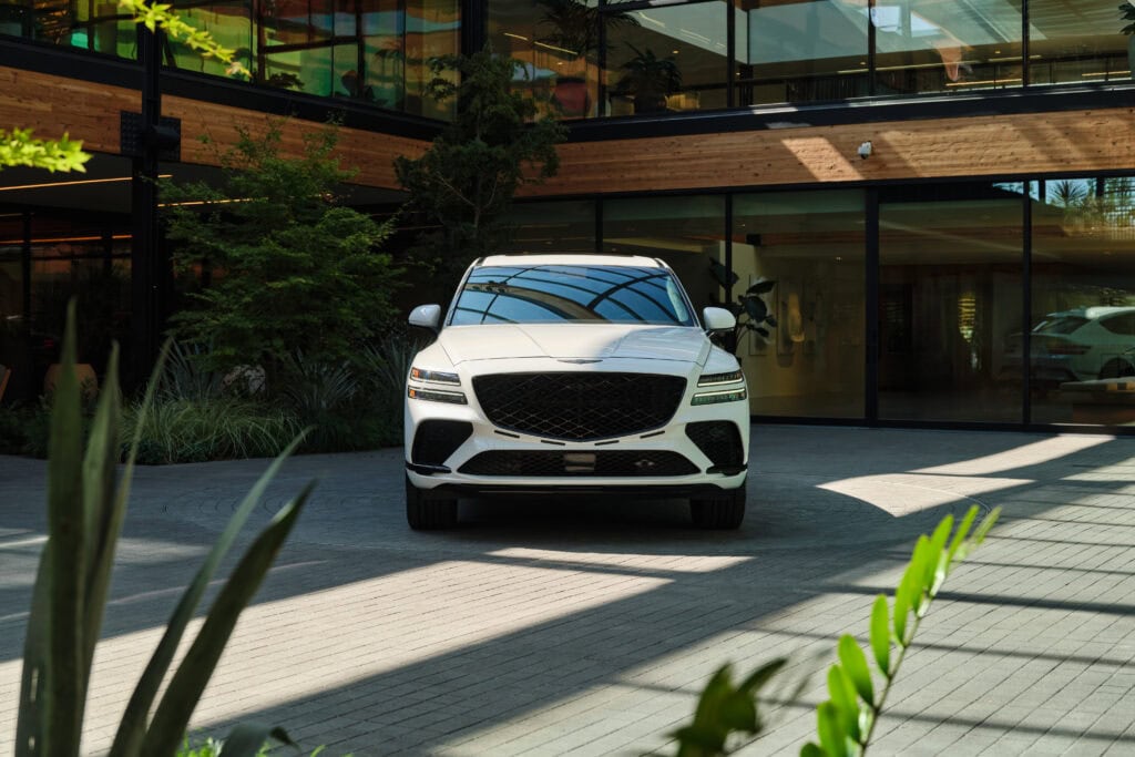 Front of the Genesis G80 Coupe