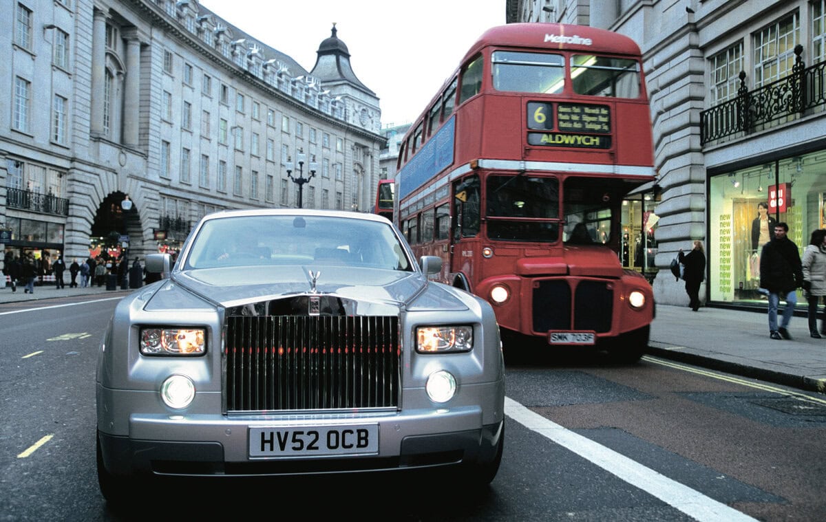 Featured image for “Britain’s Auto Industry Breathes Easier as Trump Eases U.S. Tariffs—But It’s Not a Free Ride Yet”