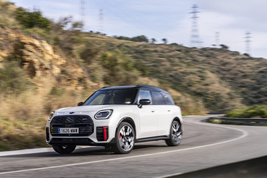 2025 mini countryman in Wyte speeding down the road