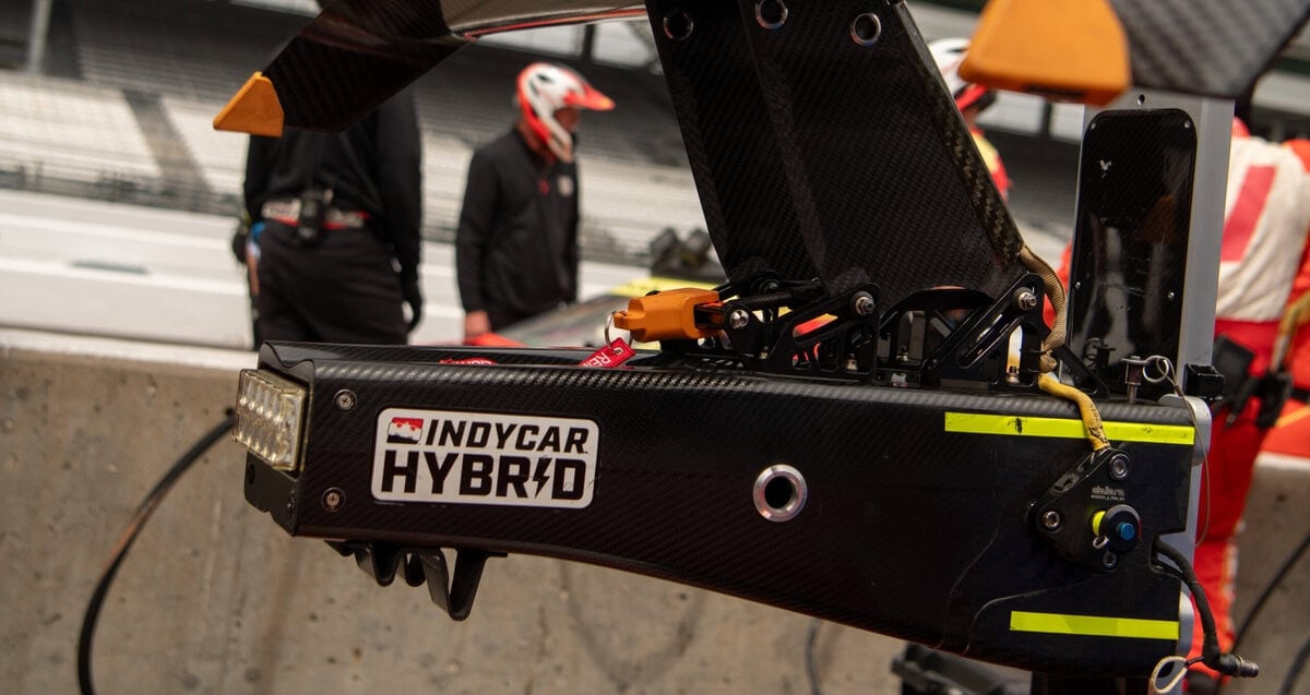 Featured image for “How IndyCar Hybrid Tech Boosts Your Next Honda Hybrid”