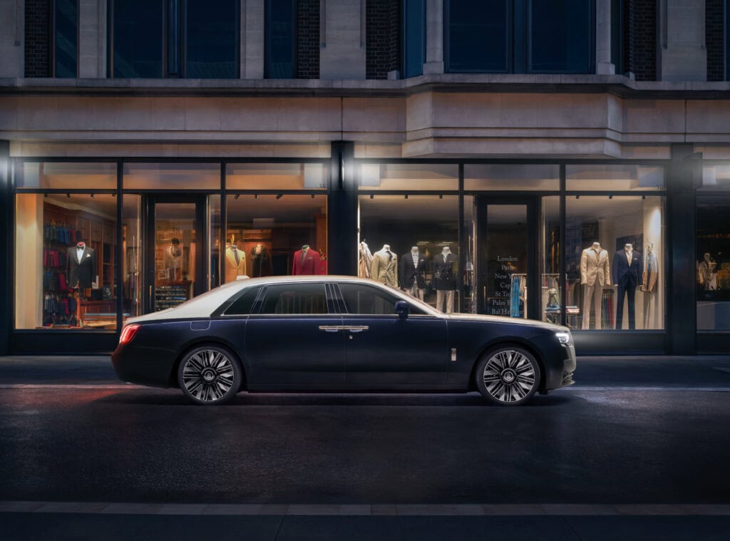 Rolls-Royce Ghost Savile Row Has 250,000 Stitches. Rolls-Royce Ghost Savile Row