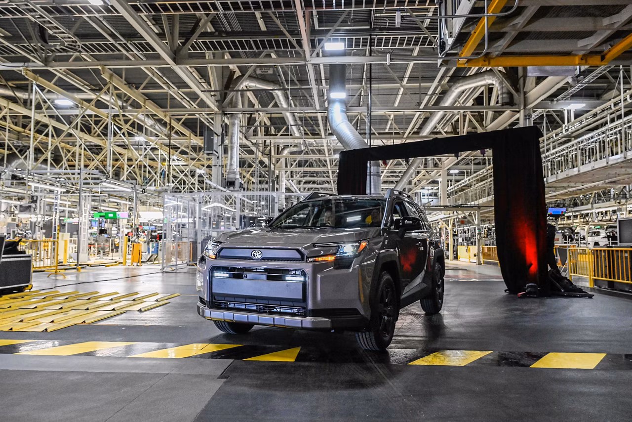 Featured image for “U.S.-Canada Auto Tariffs Could Fall to 15%”