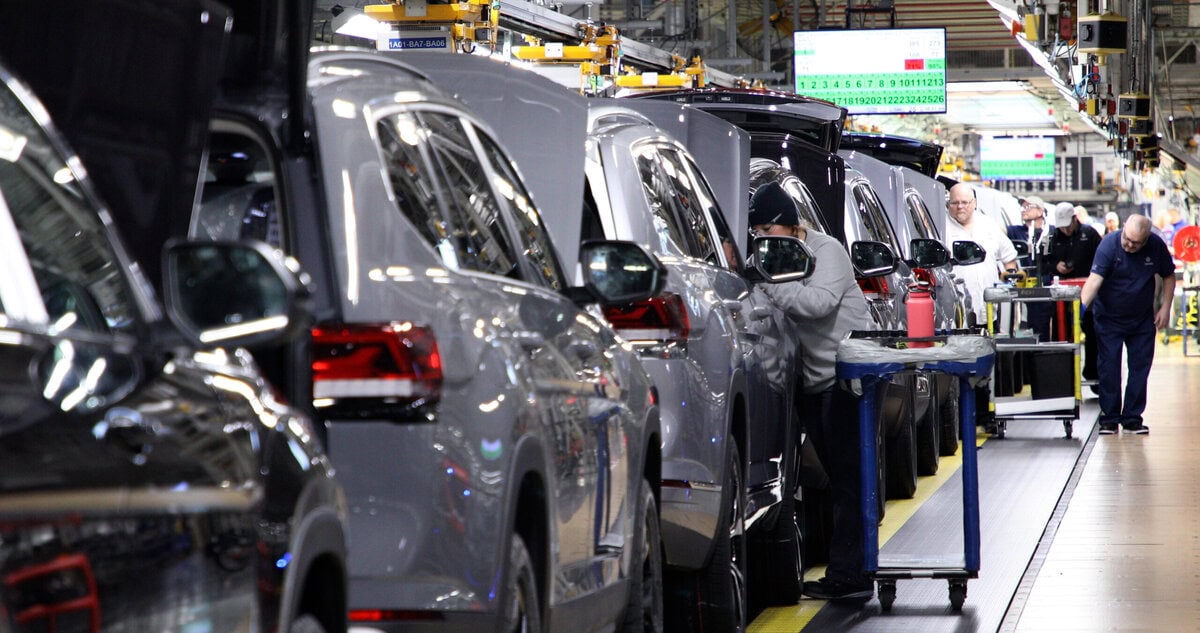 Featured image for “Volkswagen cost-cutting plans: what that means for buyers”