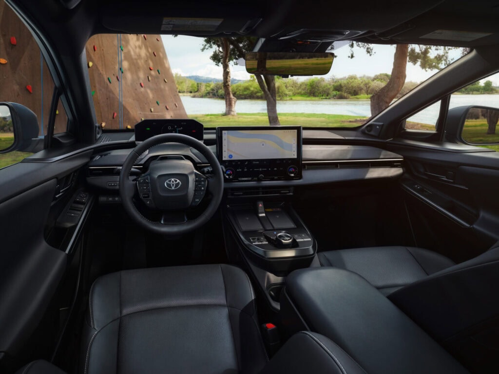 2026 Toyota Crown, Signia