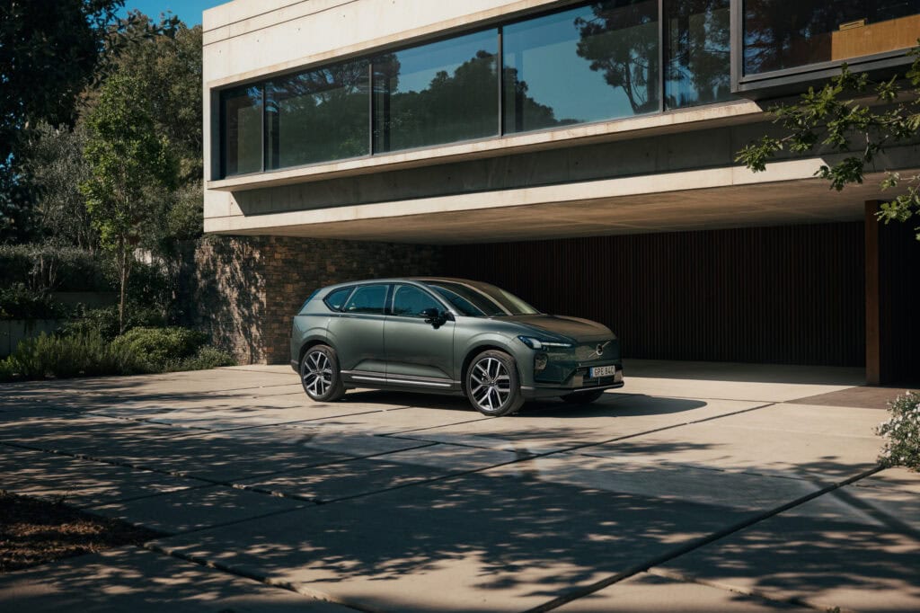 Volvo EX60