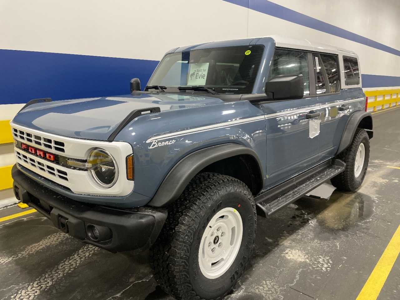 Featured image for “Ford Bronco Recall: What 565,691 Owners Should Do Next”
