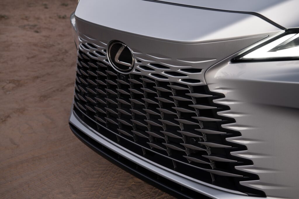 Lexus RX Grill
